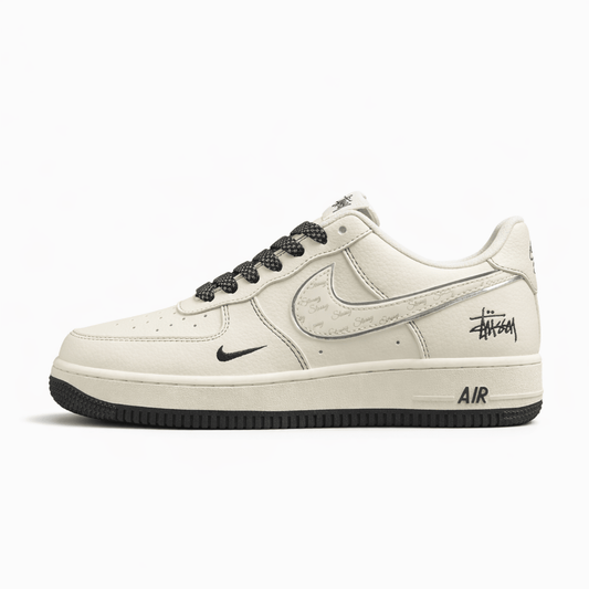 Fabrika Supply Air Force 1 ’07 Beige / Black | sapatilhas Sole Rua
