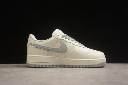 Fabrika Supply Air Force 1 ’07 Cream Beige / Light Sail | sapatilhas Sole Rua