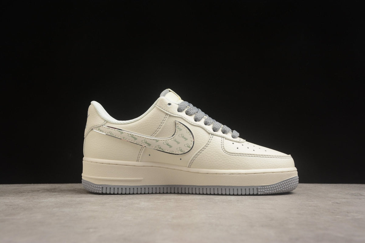 Fabrika Supply Air Force 1 Low x Stüssy Beige / Grey | sapatilhas Sole Rua