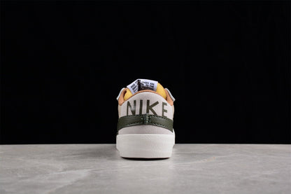 Fabrika Supply Blazer Low ’77 Beige / Olive Green | sapatilhas Sole Rua