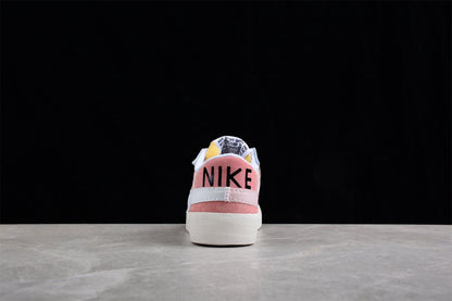 Fabrika Supply Blazer Low ’77 Pink / Beige / White | sapatilhas Sole Rua