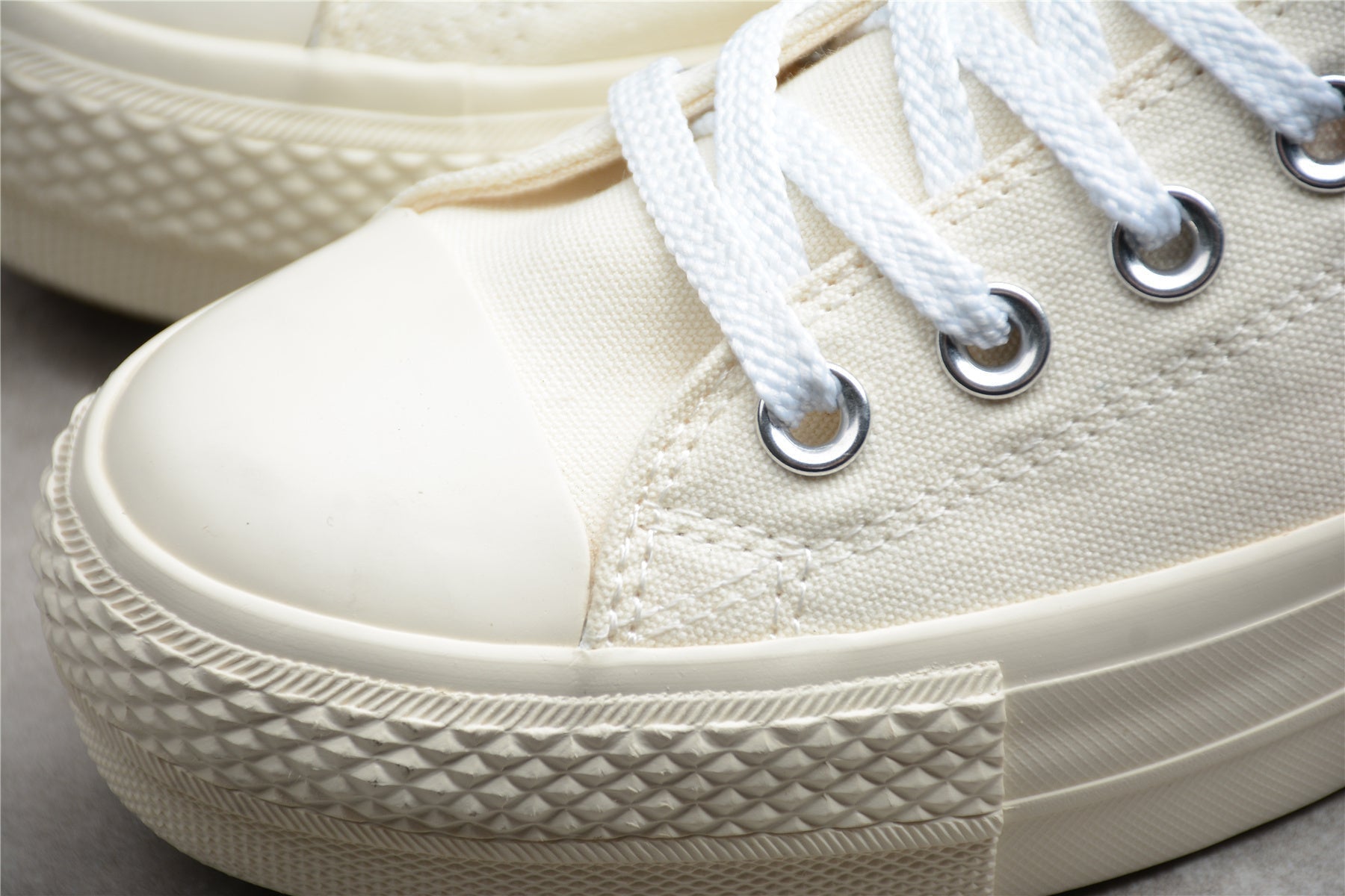 Fabrika Supply Chuck Taylor All Star Rainbow Platform Low White / Cream | sapatilhas Sole Rua
