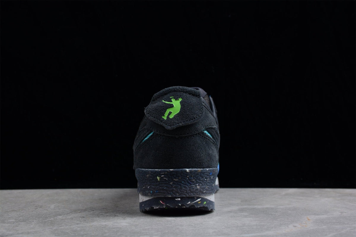 Essenza Rosa Cortez x Union LA Black / Blue / Green | sapatilhas Sole Rua