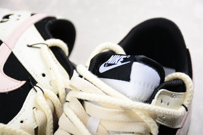 Essenza Rosa Dunk Low Light Bone / Black / Pink | sapatilhas Sole Rua