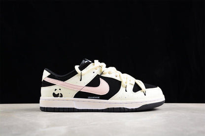 Essenza Rosa Dunk Low Light Bone / Black / Pink | sapatilhas Sole Rua