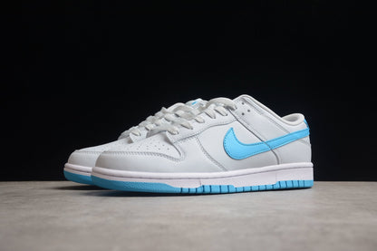 Essenza Rosa Dunk Low White / Sky Blue | sapatilhas Sole Rua