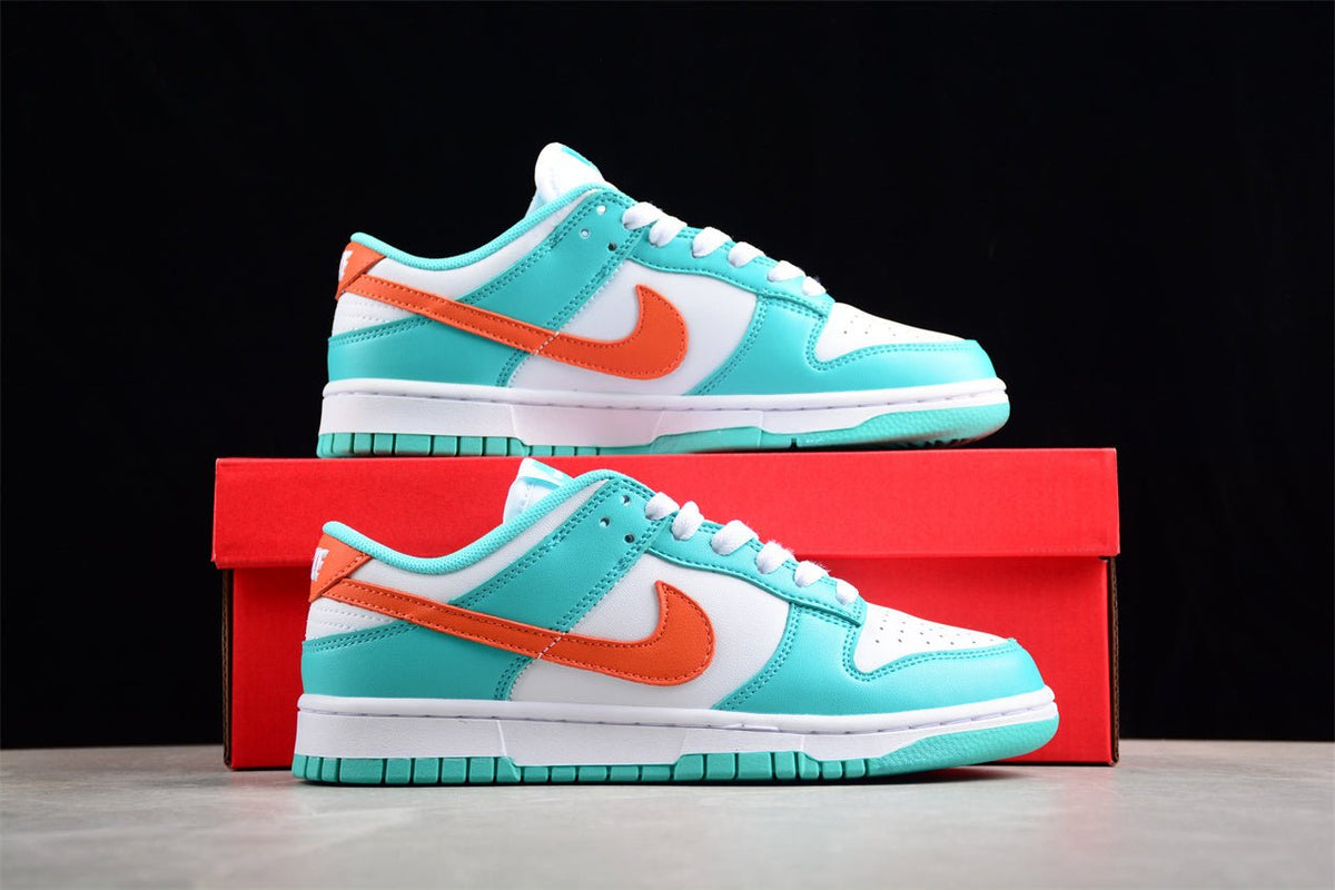 Essenza Rosa Dunk Low White / Sky Blue / Orange | sapatilhas Sole Rua