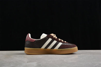 Fabrika Supply Gazelle Brown / White | sapatilhas Sole Rua