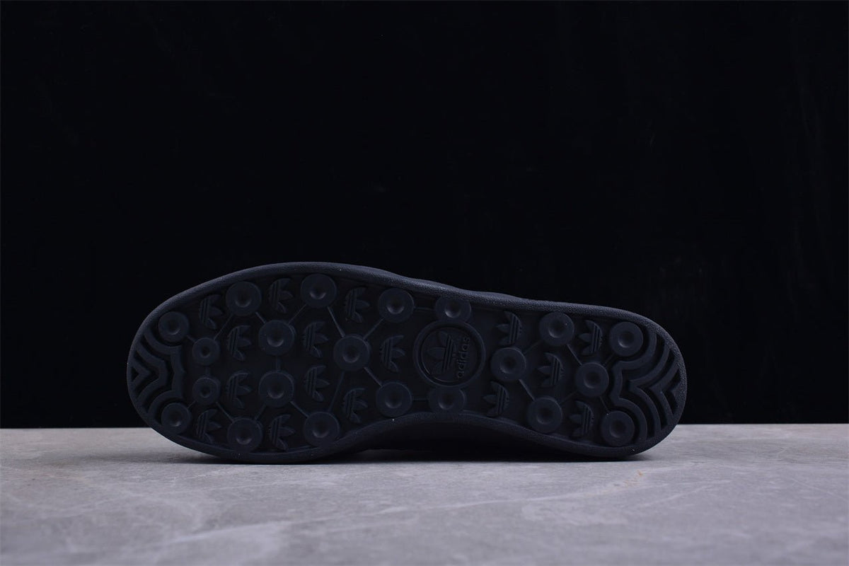 Fabrika Supply Gazelle Glossy Black | sapatilhas Sole Rua