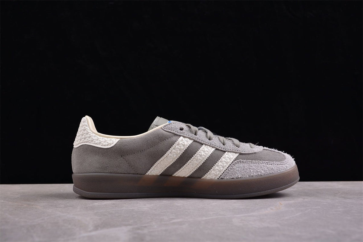 Fabrika Supply Gazelle Grey / White | sapatilhas Sole Rua