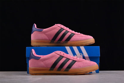 Fabrika Supply Gazelle Pink / Black / Navy | sapatilhas Sole Rua