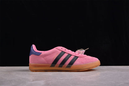 Fabrika Supply Gazelle Pink / Black / Navy | sapatilhas Sole Rua