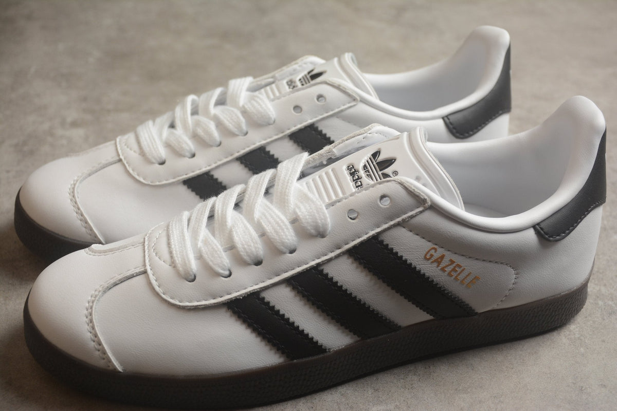 Fabrika Supply Gazelle White / Black | sapatilhas Sole Rua