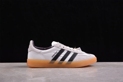 Fabrika Supply Gazelle White / Black | sapatilhas Sole Rua