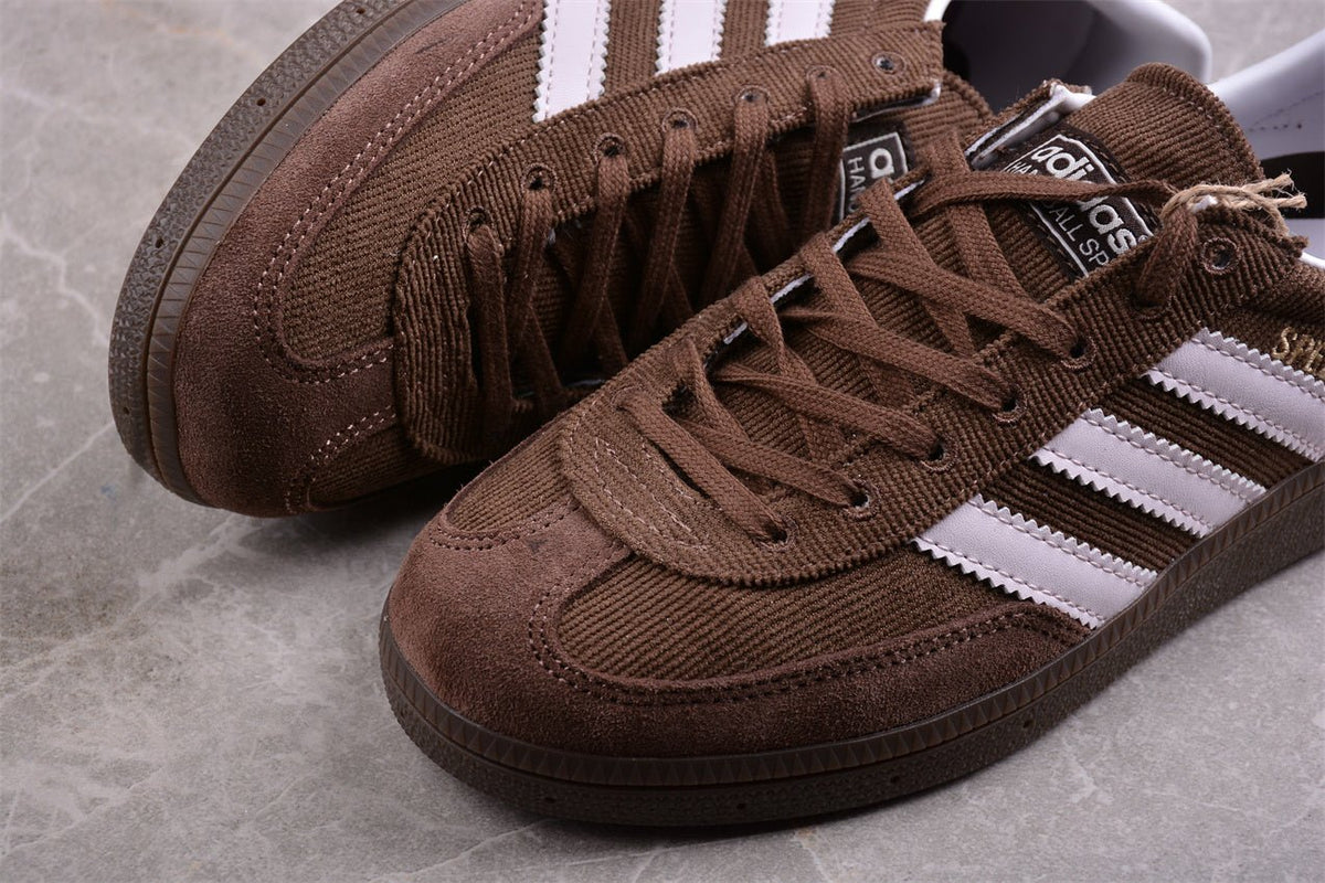 Fabrika Supply Handball Spezial Brown / White / Corduroy | sapatilhas Sole Rua