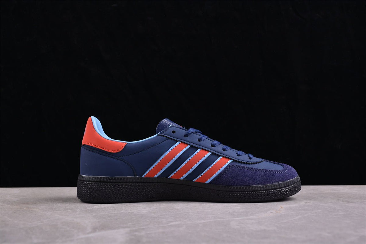 Fabrika Supply Handball Spezial Manchester 89 Navy / Red | sapatilhas Sole Rua