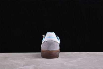 Fabrika Supply Handball Spezial Medium Grey / Light Sky Blue / White | sapatilhas Sole Rua