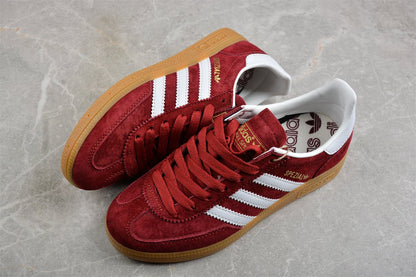 Fabrika Supply Handball Spezial Red / Cloud White / Gold Metallic | sapatilhas Sole Rua