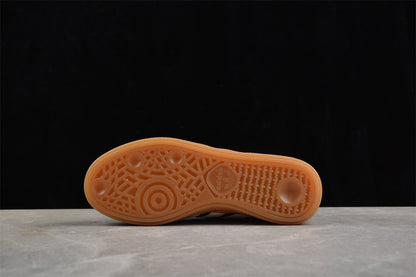 Fabrika Supply INVINCIBLE x Handball Spezial Black / White | sapatilhas Sole Rua