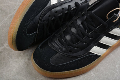 Fabrika Supply INVINCIBLE x Handball Spezial Black / White | sapatilhas Sole Rua