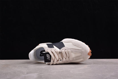 Essenza Rosa NB 327 White / Black | sapatilhas Sole Rua