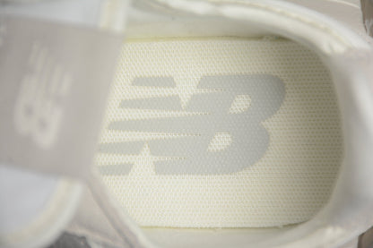 Essenza Rosa NB 327 White / Grey | sapatilhas Sole Rua