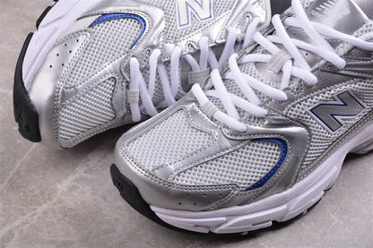 Essenza Rosa NB 530 Silver / Blue | sapatilhas Sole Rua