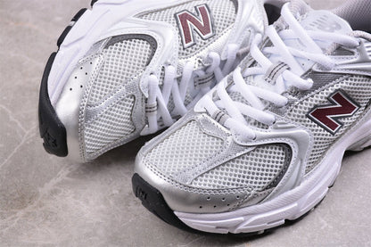 Essenza Rosa NB 530 Silver / Burgundy | sapatilhas Sole Rua