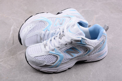 Essenza Rosa NB 530 White / Light Blue | sapatilhas Sole Rua