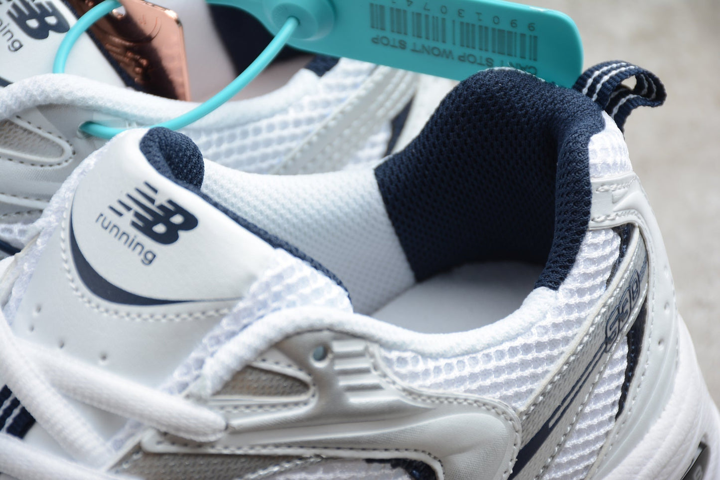 Essenza Rosa NB 530 White / Navy Blue | sapatilhas Sole Rua