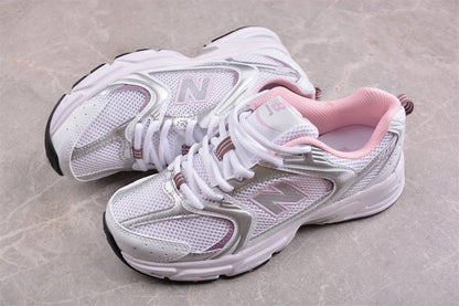 Essenza Rosa NB 530 White / Pastel Pink | sapatilhas Sole Rua