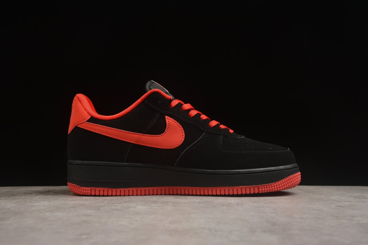 Urban Sport Zone Air Force 1 Low Black / Red | sapatilhas Sole Rua