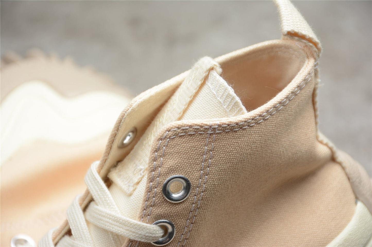Essenza Rosa Run Star Motion HI Beige | sapatilhas Sole Rua