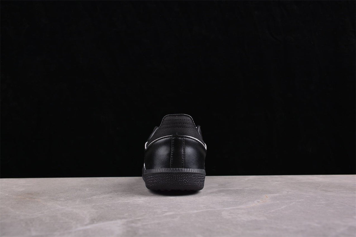 Fabrika Supply Samba OG Black / White | sapatilhas Sole Rua